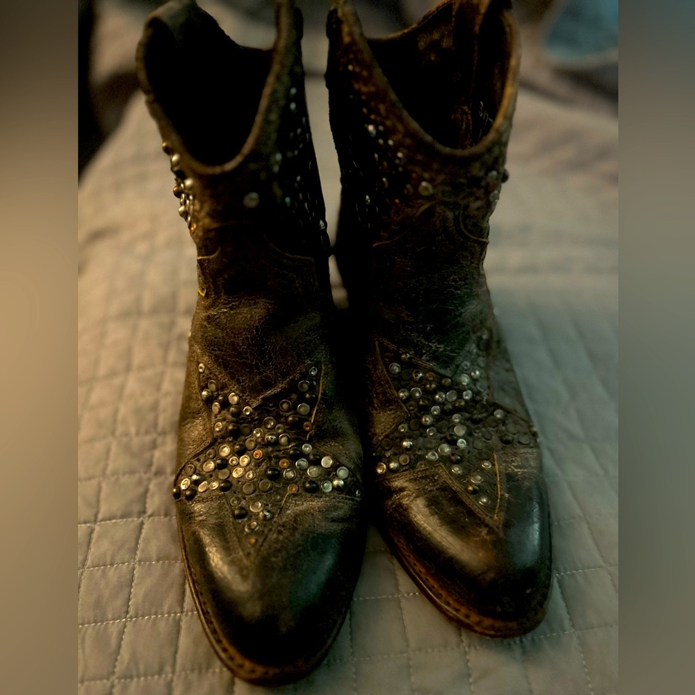 Frye Embellished Star Ankle Boots